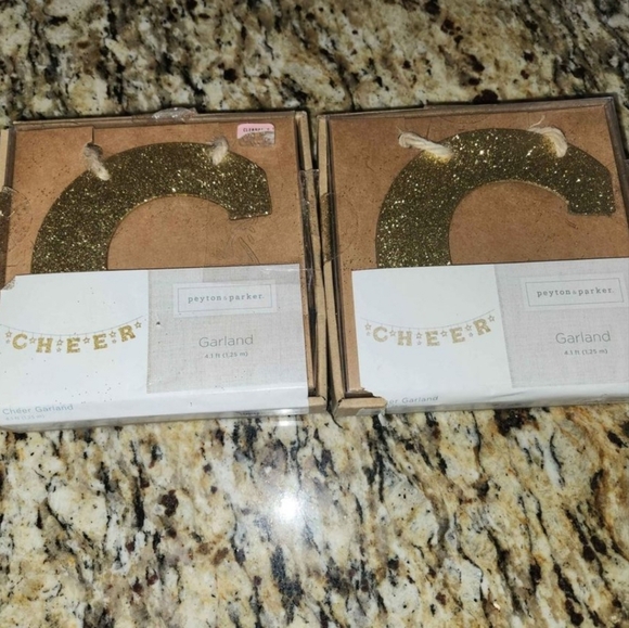 "Cheer" Garland - Picture 2 of 4